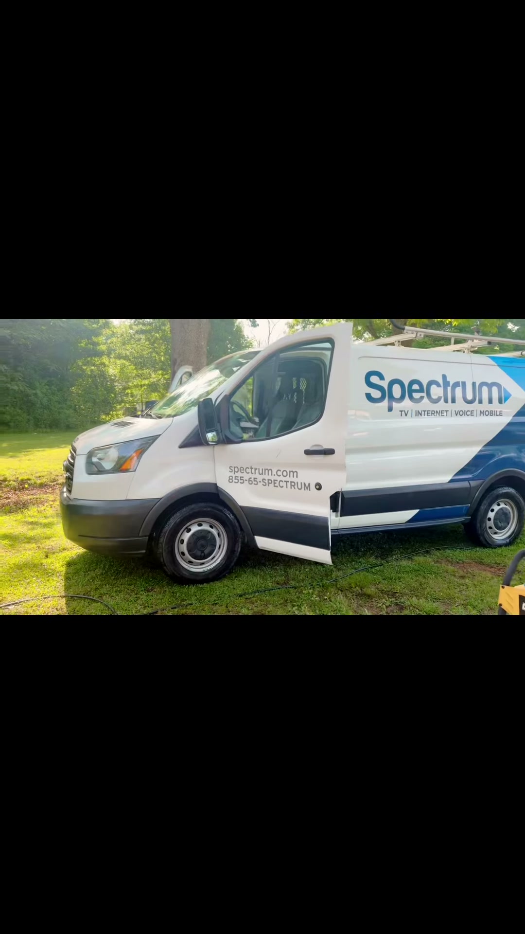 Platinum Touch detailing a Spectrum service van